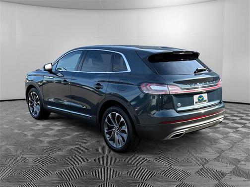 2022 Lincoln Nautilus Reserve