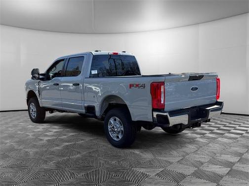2025 Ford F-350 XLT