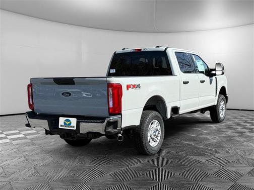 2025 Ford F-350 XLT