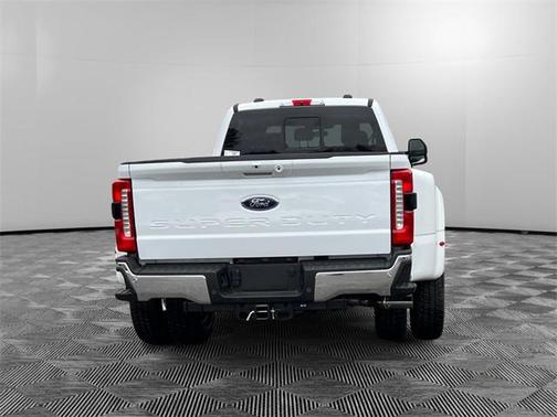 2025 Ford F-350 Lariat