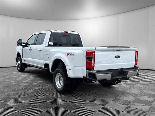 2025 Ford F-350 Lariat