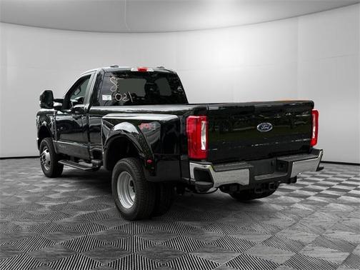 2025 Ford F-350 XLT