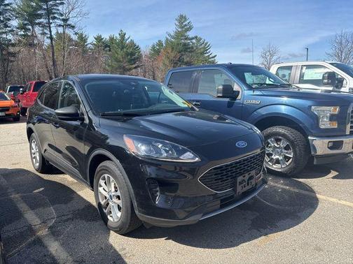 Agate Black Metallic 2022 Ford Escape SE