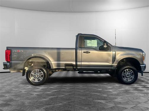 2024 Ford F-350 XLT