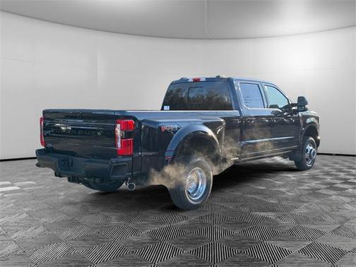 2025 Ford F-350 Platinum