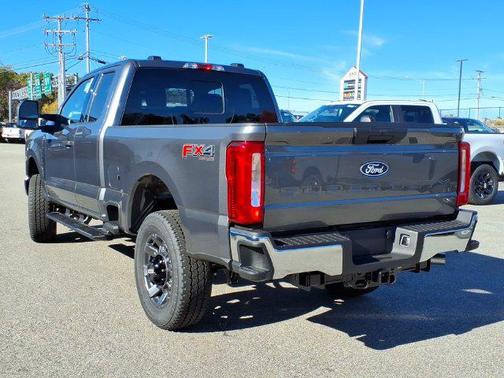 Carbonized Gray Metallic 2027 Ford F-250 XLT