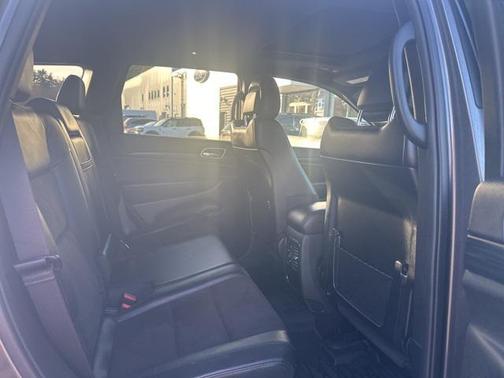 2020 Jeep Grand Cherokee Laredo