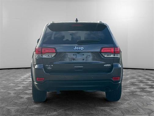 2020 Jeep Grand Cherokee Laredo