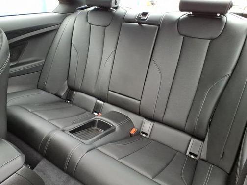 2024 BMW M240 i xDrive