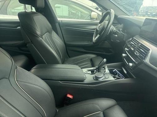 2021 BMW M550 i Xdrive