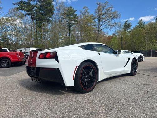Arctic White 2019 Chevrolet Corvette Stingray
