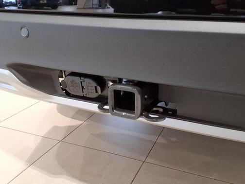 Agate Black Metallic 2026 Ford Explorer Active w/200A Pkg