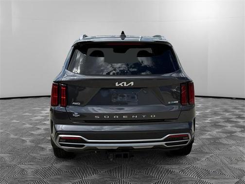 2022 Kia Sorento Plug-In Hybrid SX