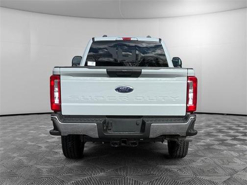 2025 Ford F-350 XLT