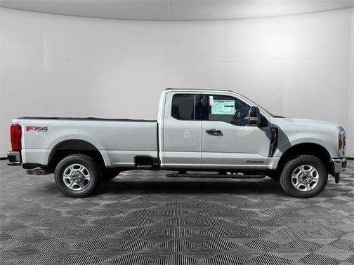 2025 Ford F-350 XLT