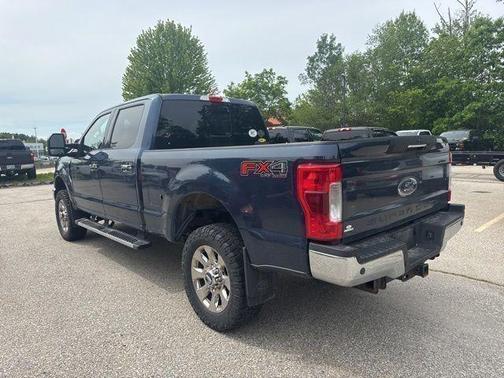 Blue Jeans Metallic 2018 Ford F-350 Lariat