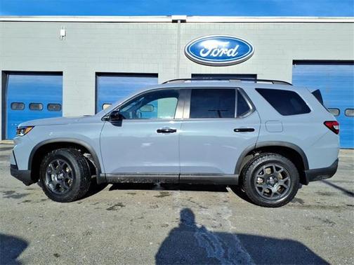 2025 Honda Pilot TrailSport