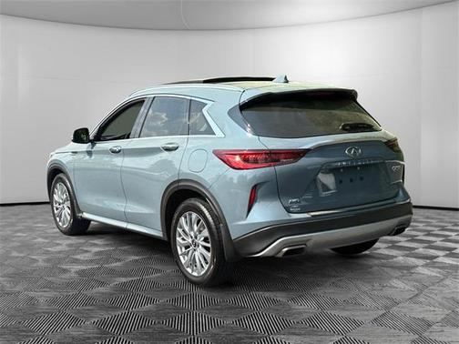 2023 INFINITI QX50 LUXE AWD