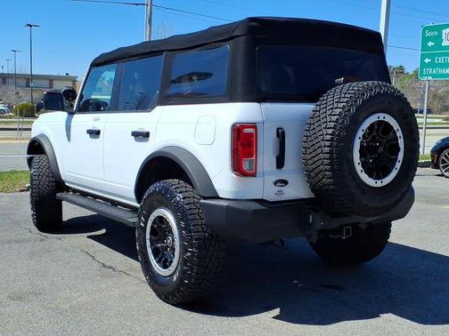 Oxford White 2022 Ford Bronco Base