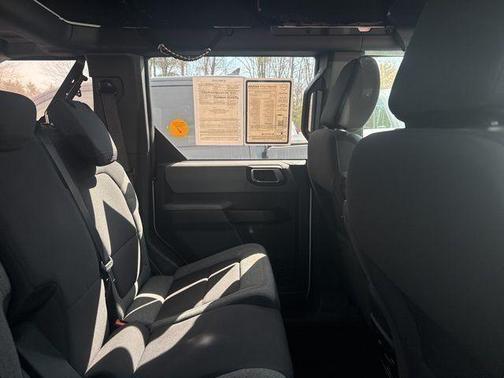 Oxford White 2022 Ford Bronco Base