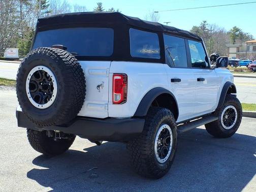 Oxford White 2022 Ford Bronco Base