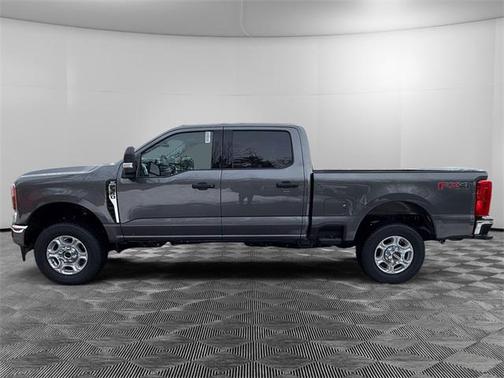 2025 Ford F-350 XLT