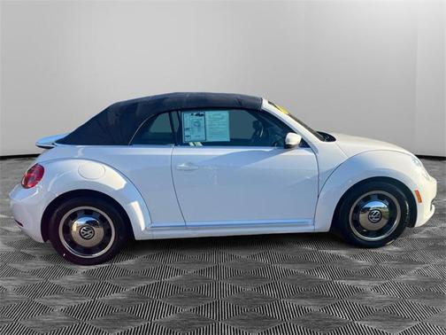 2016 Volkswagen Beetle 1.8T Denim