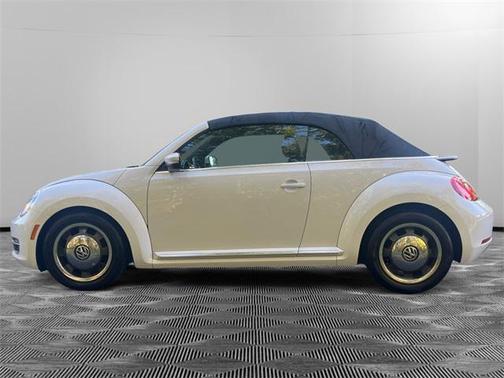 2016 Volkswagen Beetle 1.8T Denim