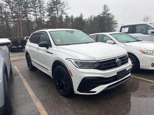 2023 Volkswagen Tiguan 2.0T SE R-Line Black