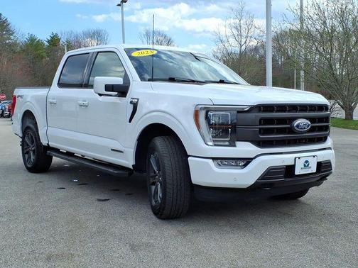 Oxford White 2023 Ford F-150 Lariat