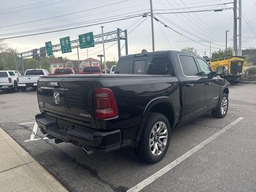 Diamond Black Crystal Pearlcoat 2021 RAM 1500 Longhorn