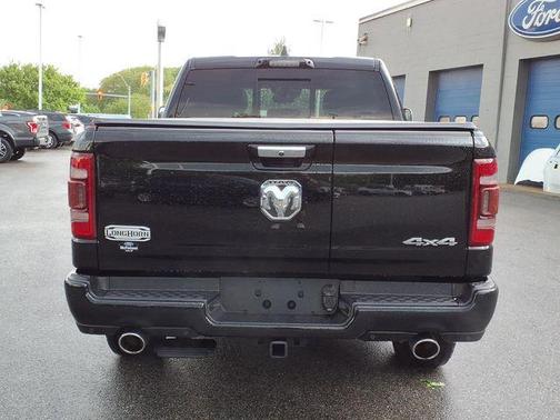 Diamond Black Crystal Pearlcoat 2021 RAM 1500 Longhorn