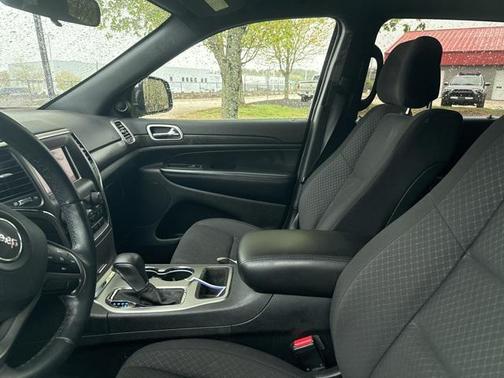 2018 Jeep Grand Cherokee Laredo E