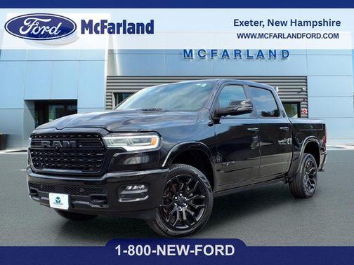 Diamond Black Crystal Pearlcoat 2025 RAM 1500 Limited