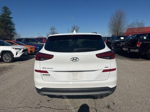 Dazzling White 2019 Hyundai TUCSON Sport