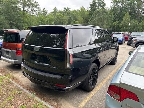 2024 Cadillac Escalade Sport