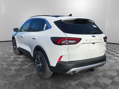2025 Ford Escape SE