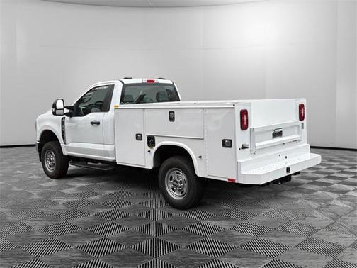 2025 Ford F-250 XL