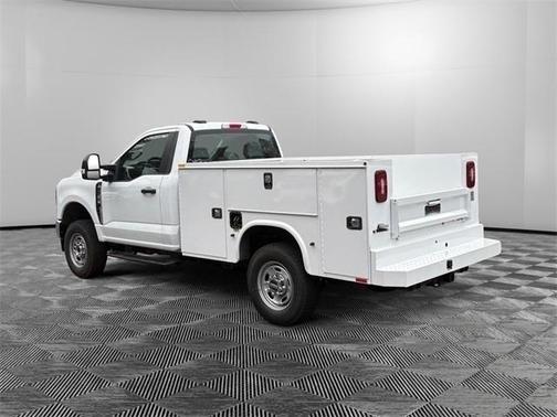 2025 Ford F-250 XL