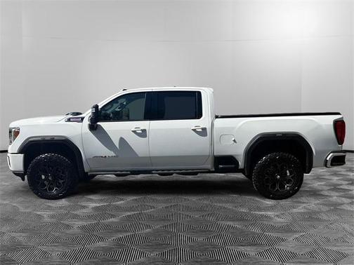 2021 GMC Sierra 2500 AT4