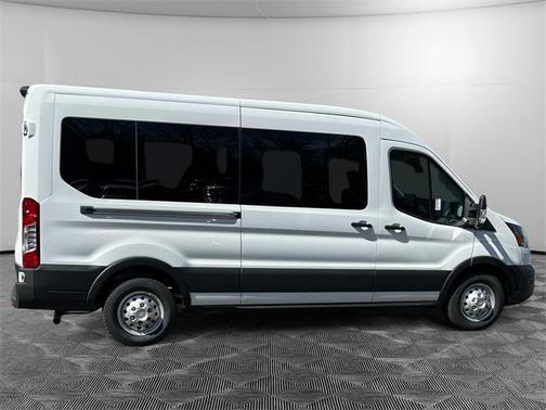 2025 Ford Transit-350 XL