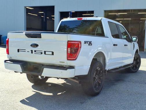 Oxford White 2022 Ford F-150 XL