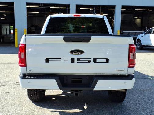 Oxford White 2022 Ford F-150 XL