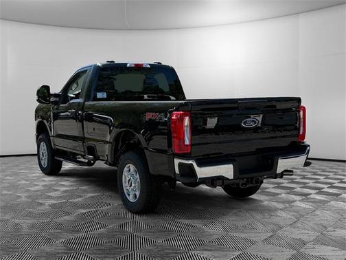 2025 Ford F-250 XLT