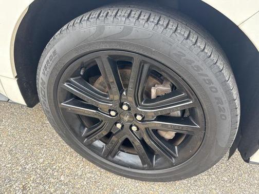 2022 Ford Edge ST Line