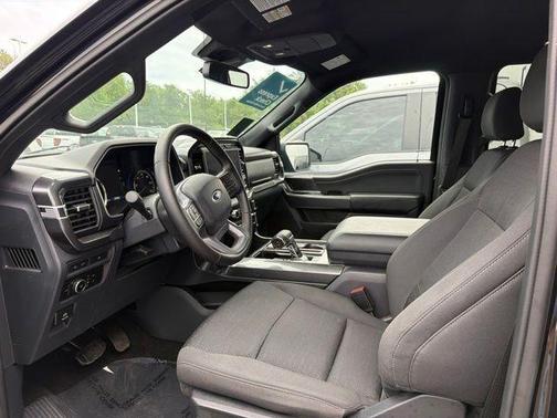Agate Black Metallic 2023 Ford F-150 XLT