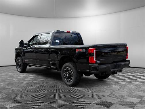 2025 Ford F-350 Platinum