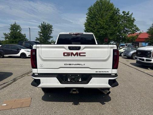 Summit White 2025 GMC Sierra 2500 Denali