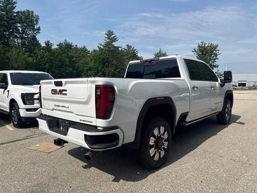 Summit White 2025 GMC Sierra 2500 Denali