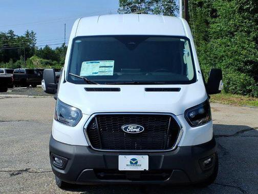 Oxford White 2026 Ford Transit-150 Base